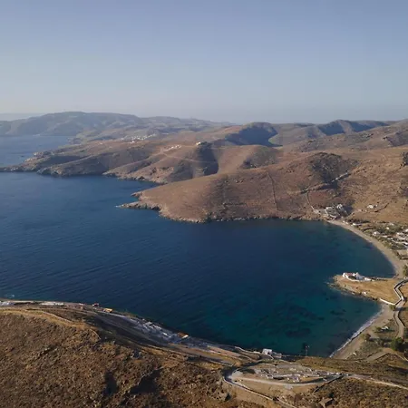 빌라 Exquisite Kythnos | Elia | 4 Bedrooms | Located On Top Of Kastella Beach | Shared Infinity Pool | Panoramic Vistas Of Aegan Sea | Stimata Mérichas