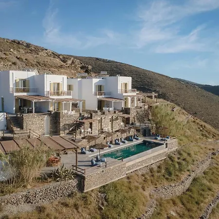 빌라 Exquisite Kythnos | Elia | 4 Bedrooms | Located On Top Of Kastella Beach | Shared Infinity Pool | Panoramic Vistas Of Aegan Sea | Stimata Mérichas